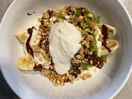 Kiwi Granola Breakfast Banana Split