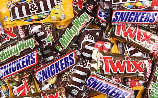 halloween candy-feature